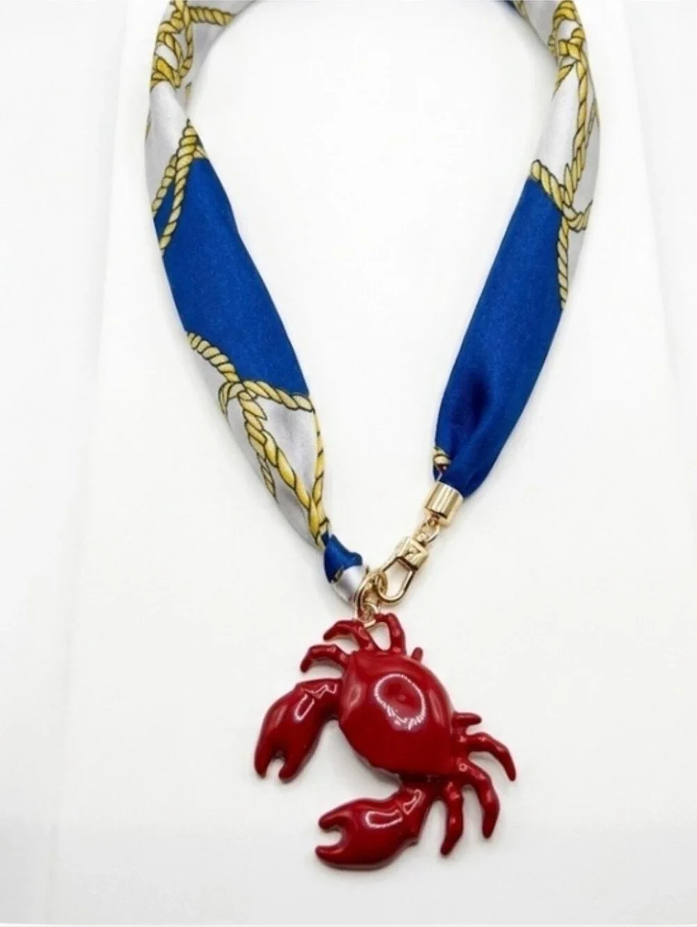 💙▪️🦀Piper K▪️ Nautical Blue Adjustabel Scarf Red Crab Pendant Pearl Necklace - Picture 4 of 12